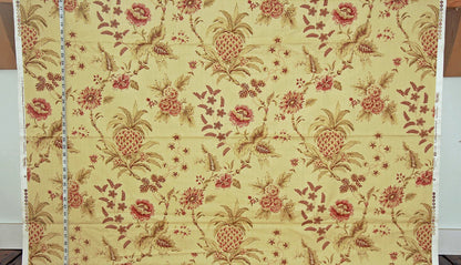 Williamsburg Fabric colonial Portsmith Pineapple : 2 1/3 Yard Remnant