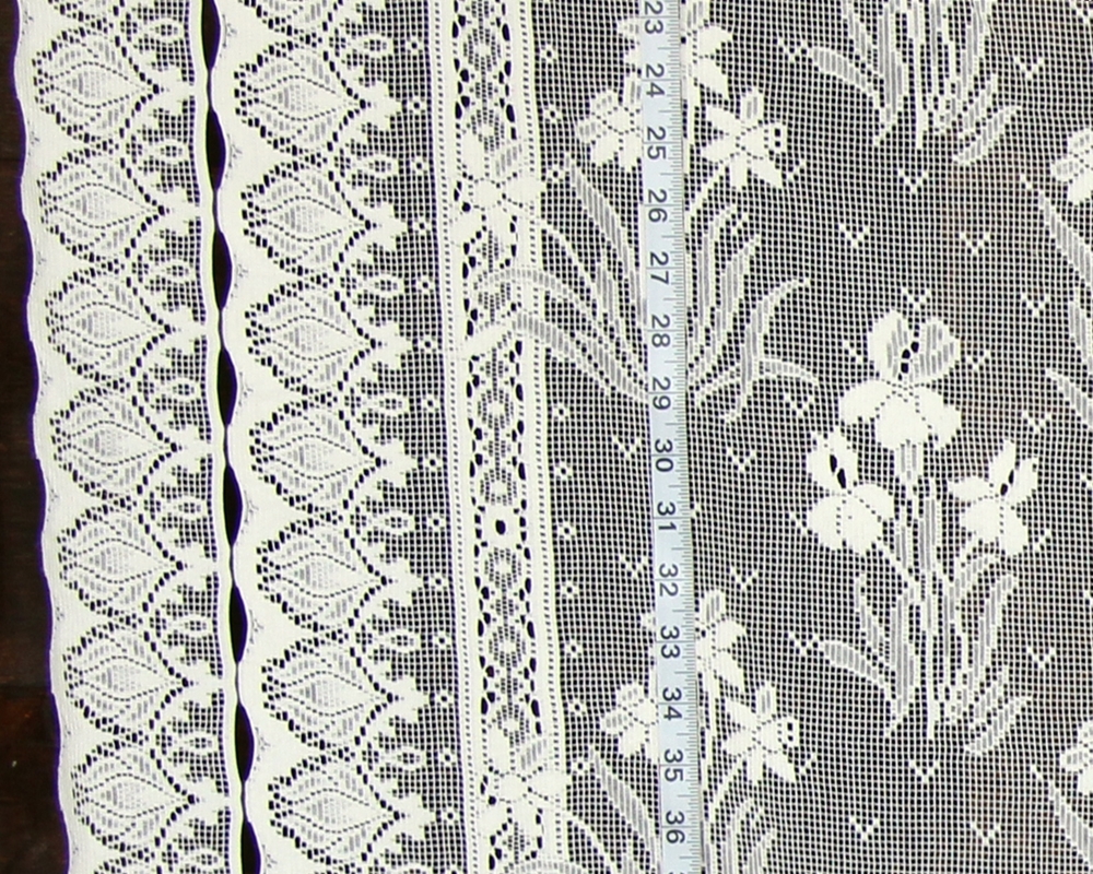 DOUBLE BORDER OF NOTTINGHAN LACE FABRIC